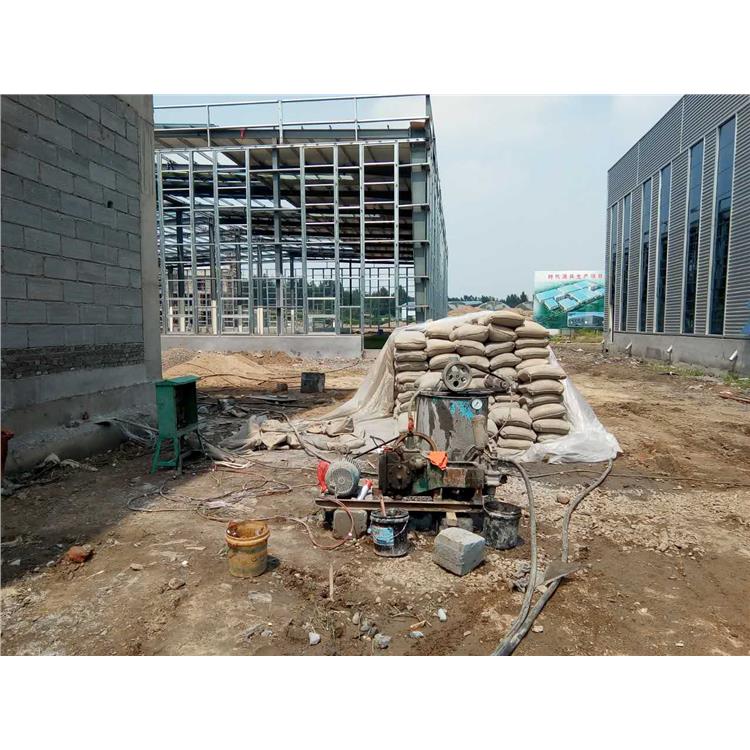 新政镇地基下沉注浆加固施工